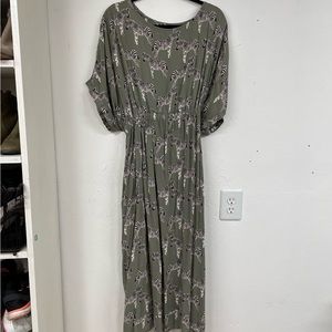 World Market Green Zebra Print Short Sleeve Midi Dress Womens L/XL  Tie Waist